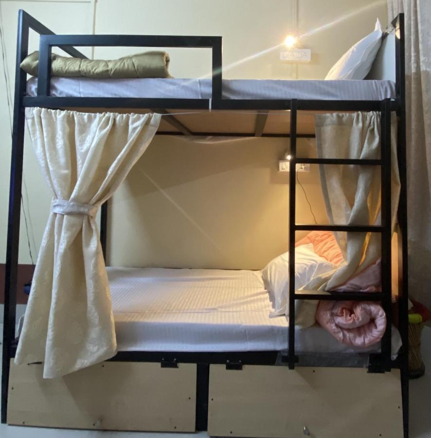 Jawai Bagpackers Hostel Sheoganj Ngoại thất bức ảnh